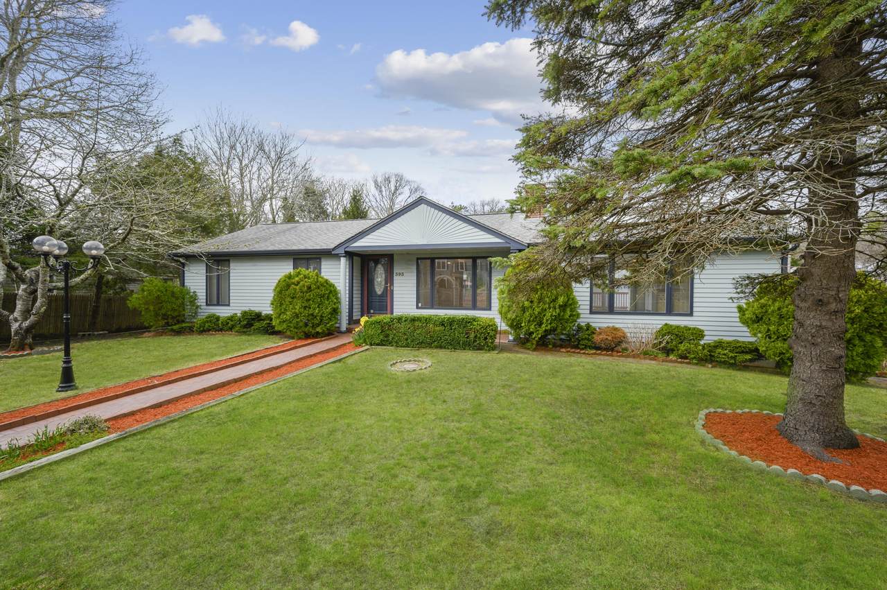 393 Pitchers Way - Photo 1