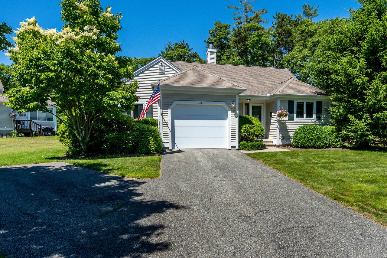 115 Pine Hill Boulevard - Photo 1