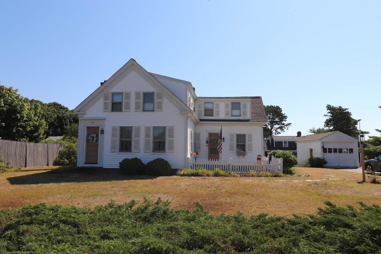 178 School Street - Photo 1