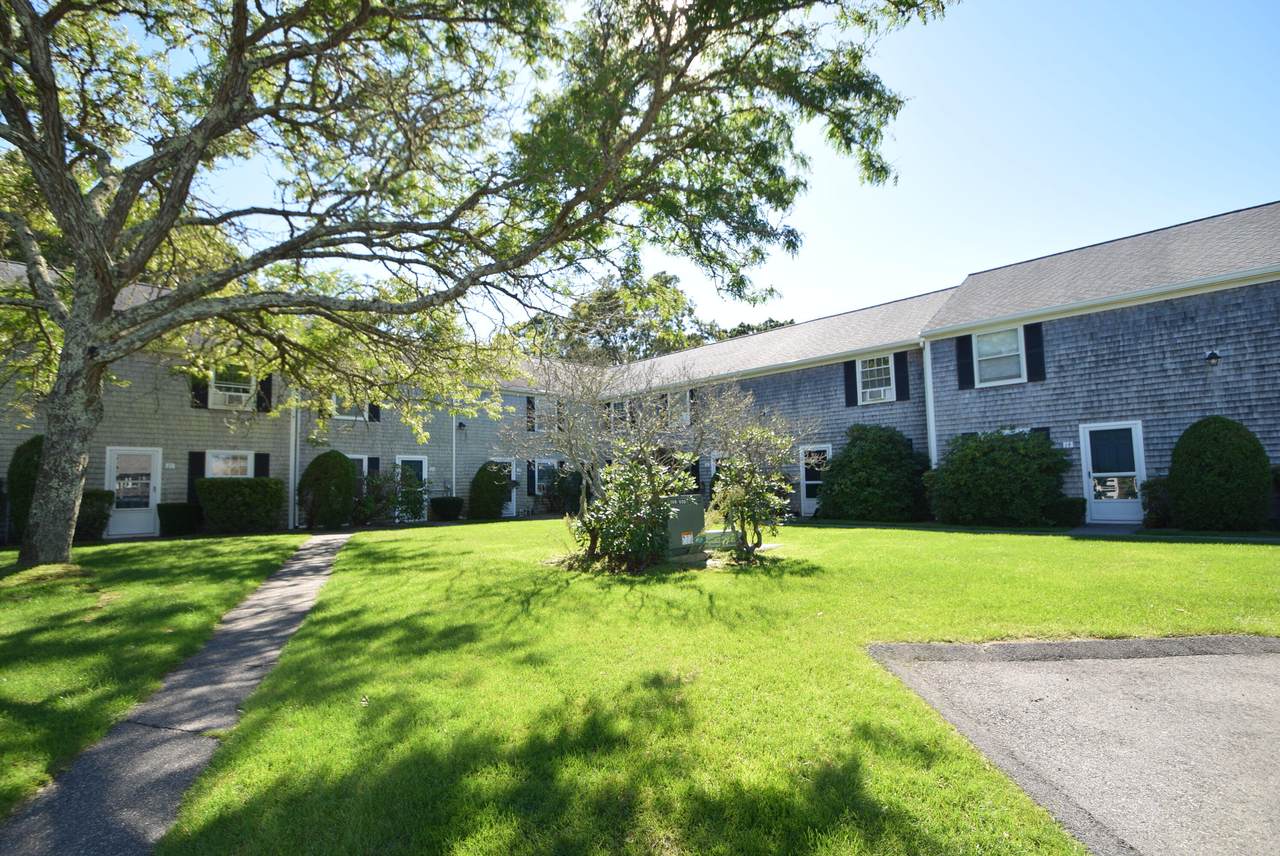 135 Main Street - Photo 1
