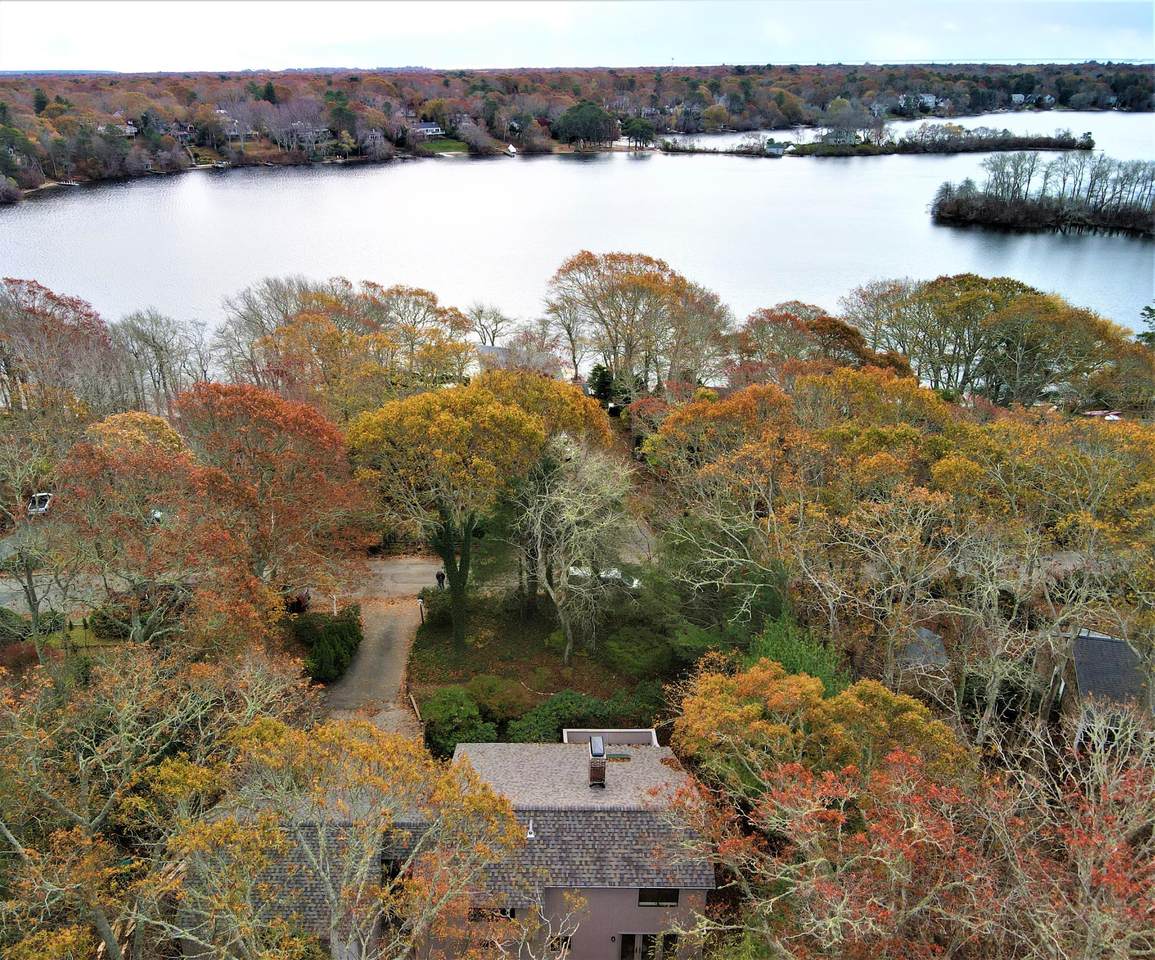 136 Lakeside Drive - Photo 1