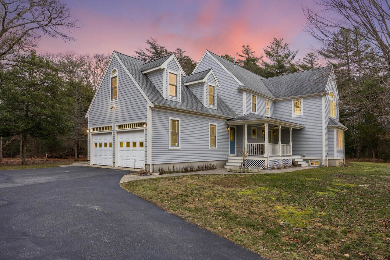 60 Brittany Drive - Photo 1