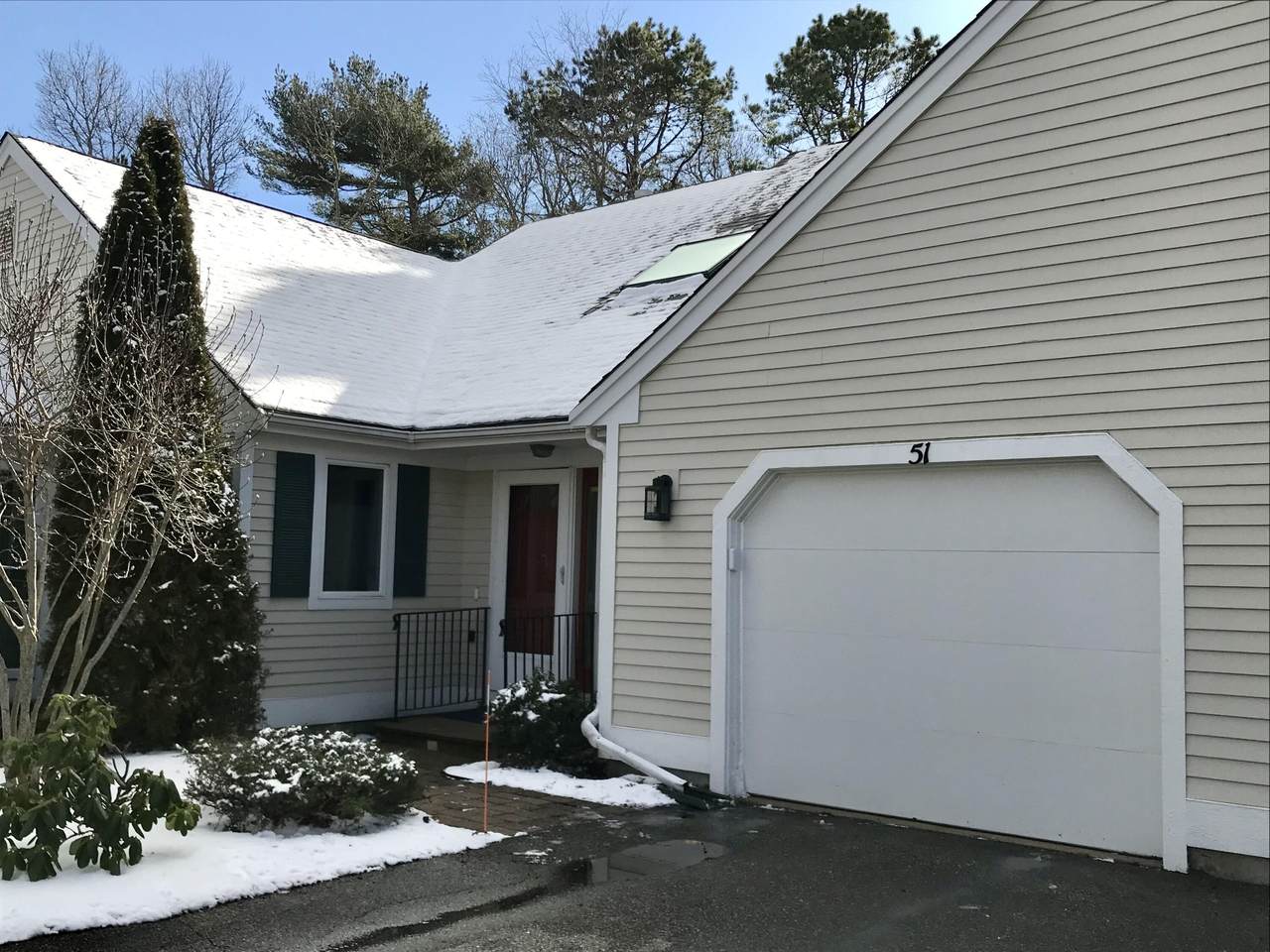 51 Portside Drive - Photo 1