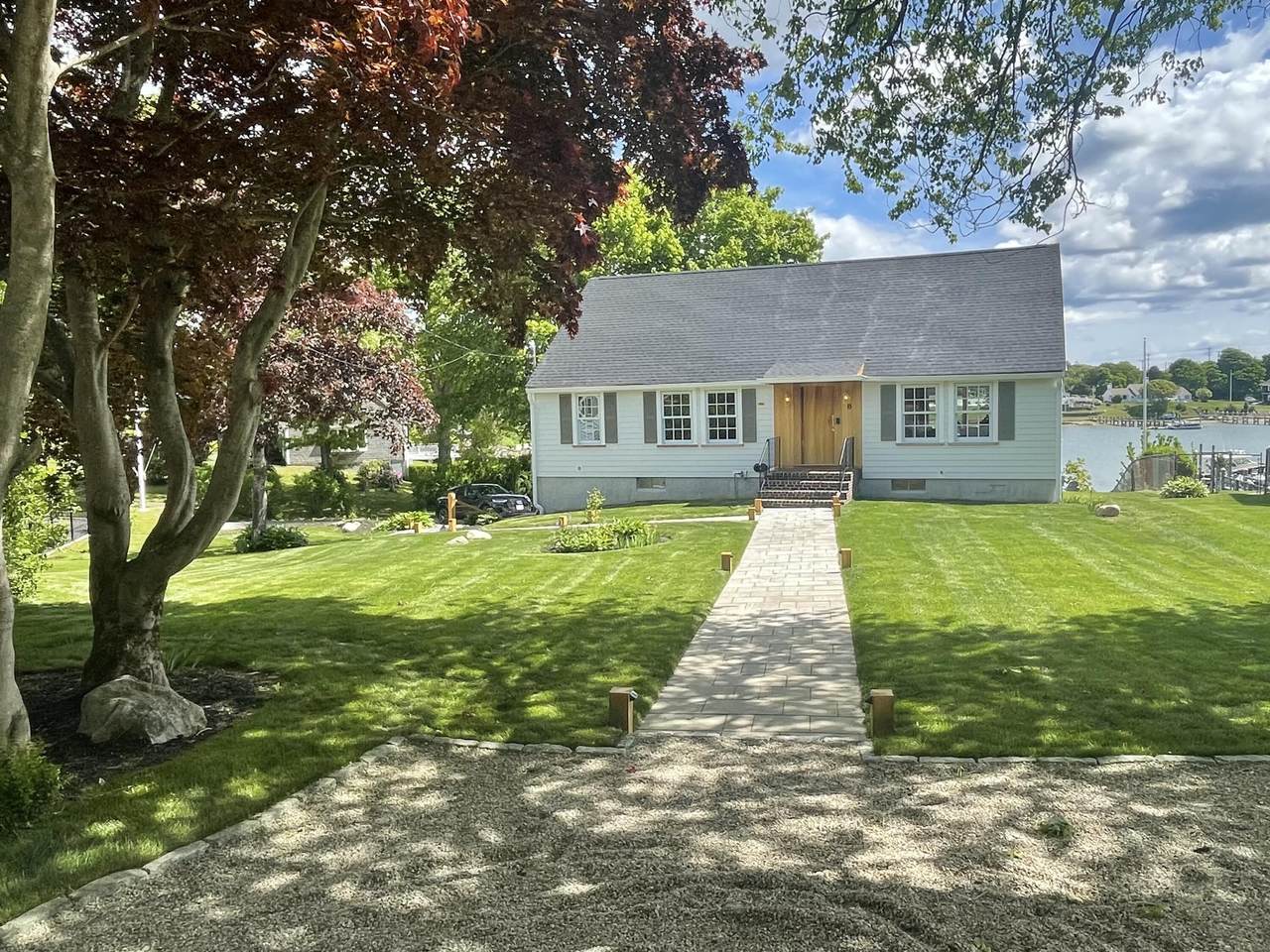 8 Pine Tree Drive - Photo 1