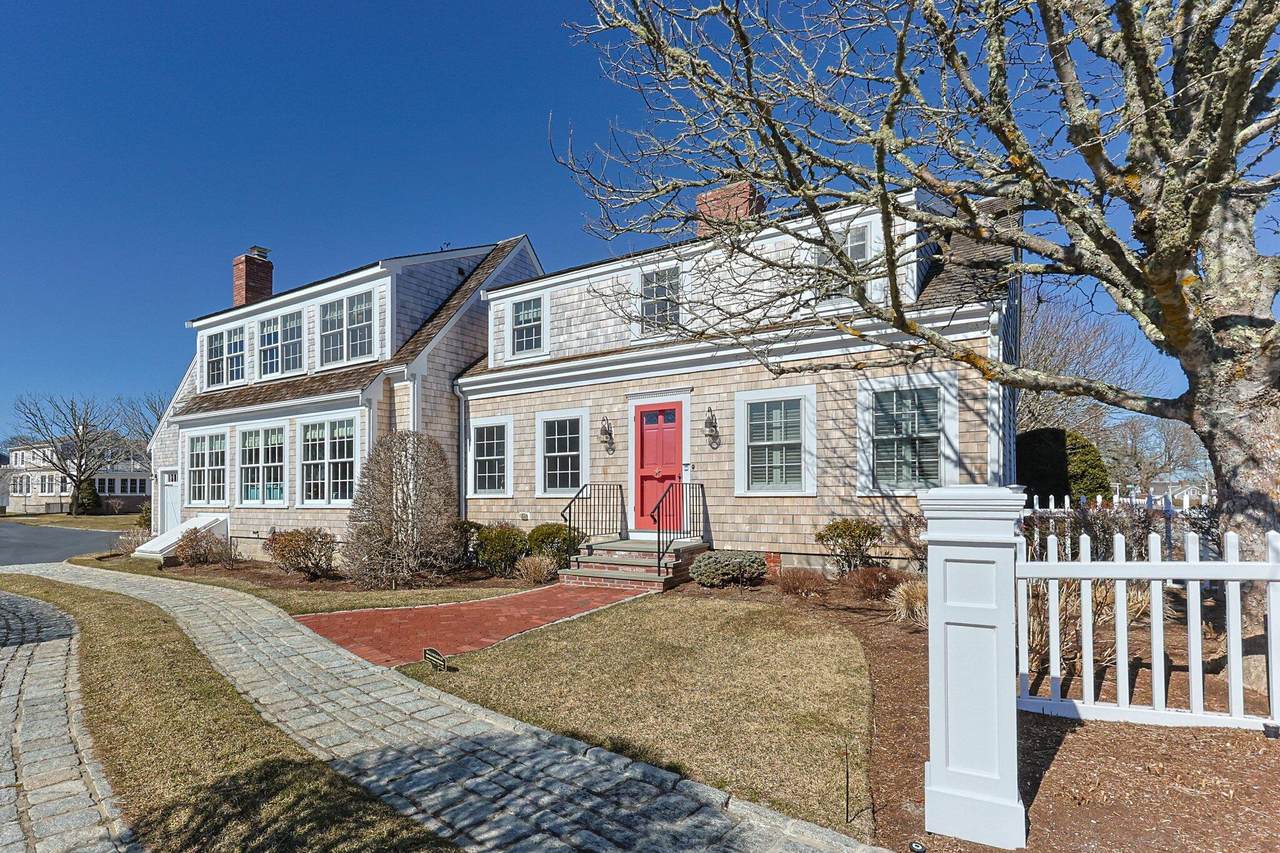 https://bt-photos.global.ssl.fastly.net/capecod/1280_boomver_2_22501580-2.jpg
