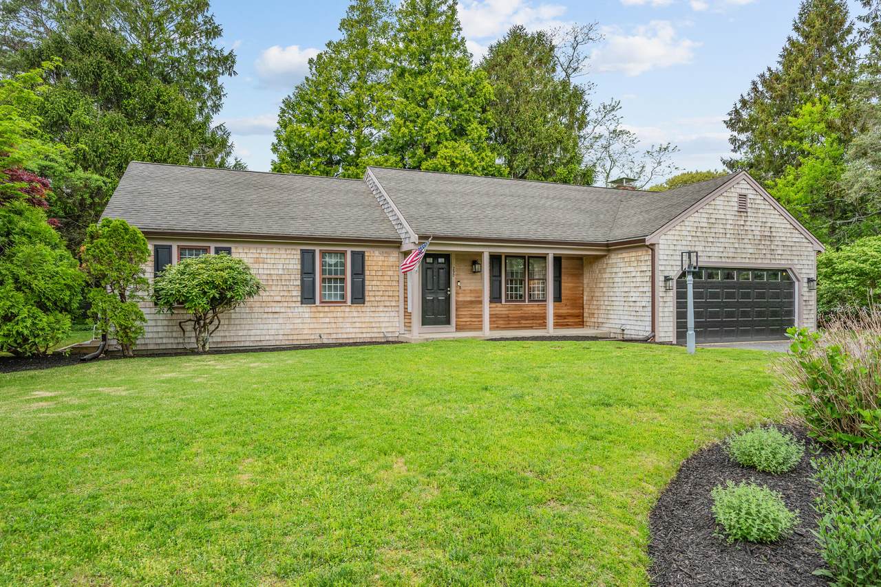 290 Riverview Lane - Photo 1