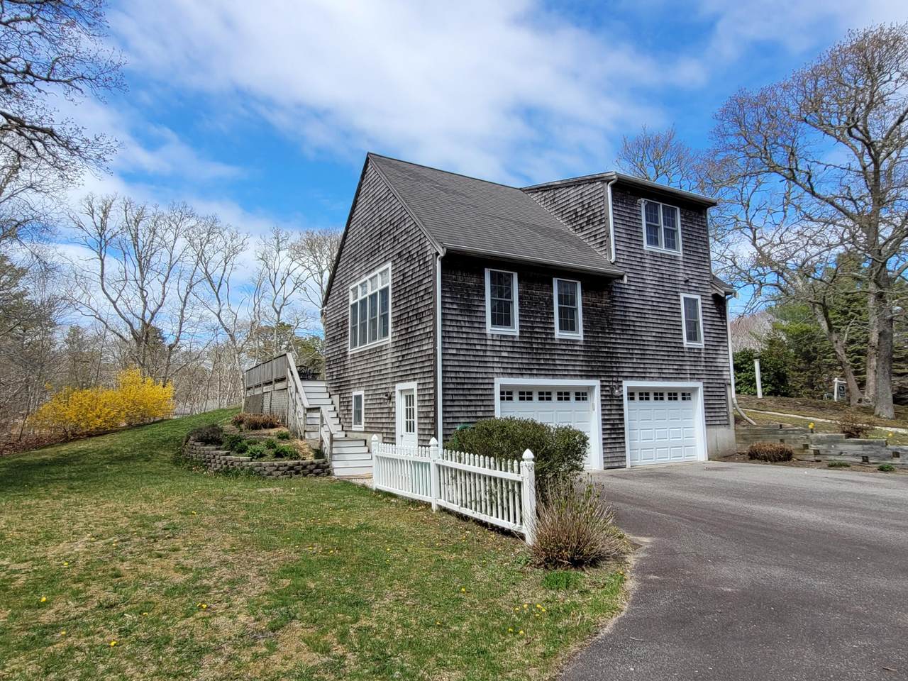 https://bt-photos.global.ssl.fastly.net/capecod/1280_boomver_2_22502494-2.jpg