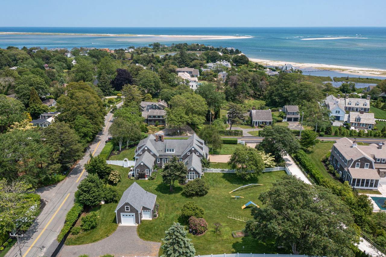 https://bt-photos.global.ssl.fastly.net/capecod/1280_boomver_2_22502960-2.jpg