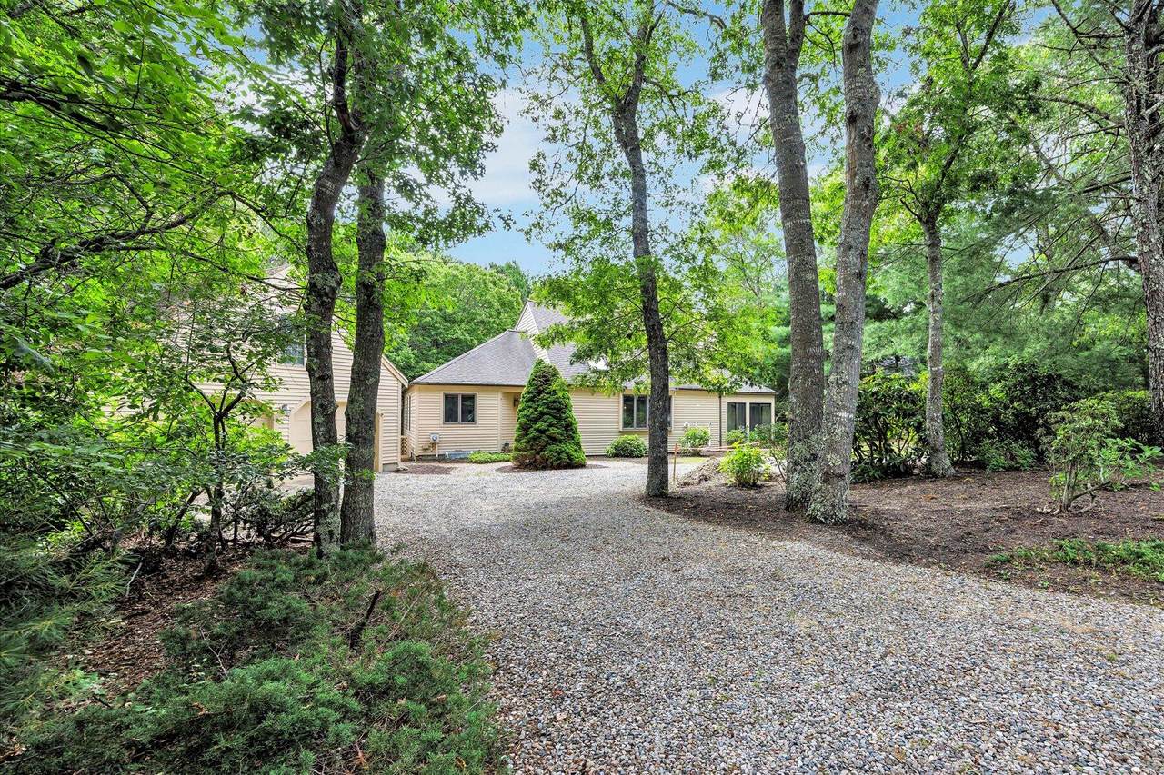 9 North Way - Photo 1