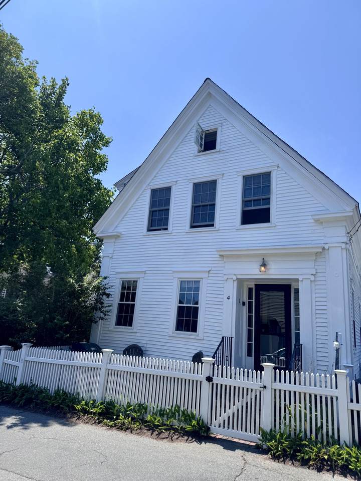 4 Franklin Street - Photo 1