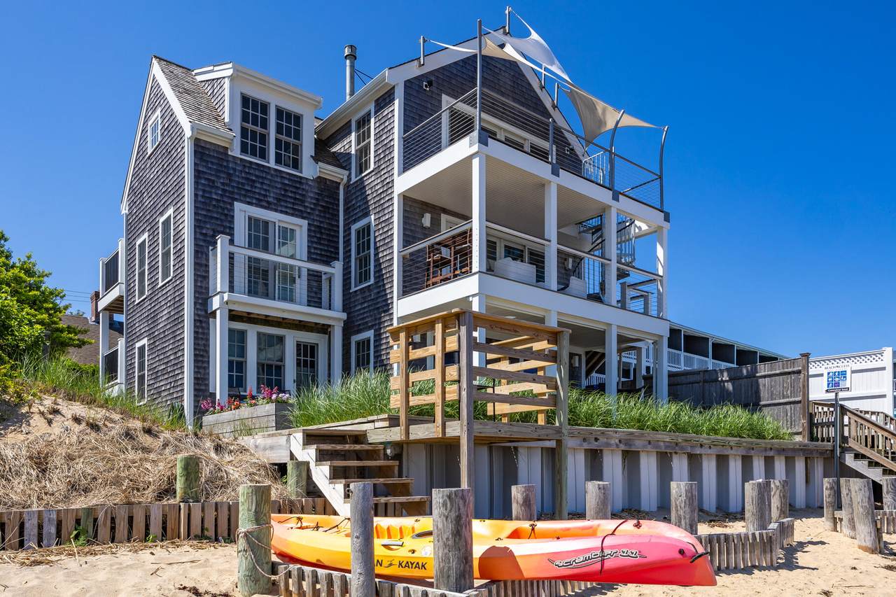 https://bt-photos.global.ssl.fastly.net/capecod/1280_boomver_2_22503202-2.jpg