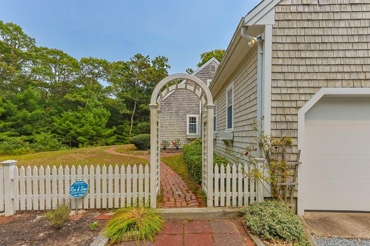 https://bt-photos.global.ssl.fastly.net/capecod/1280_boomver_2_22503719-2.jpg