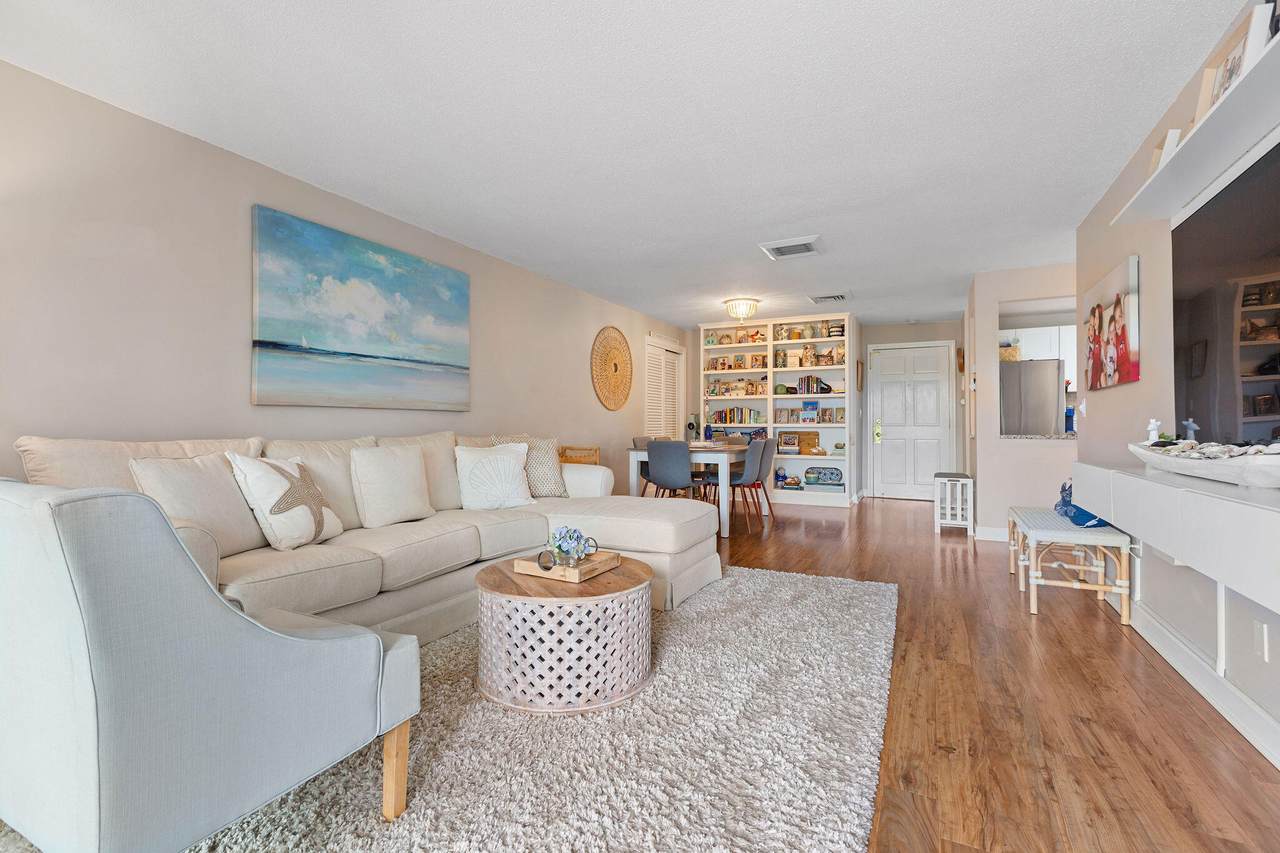 36 Old Colony Way - Photo 1