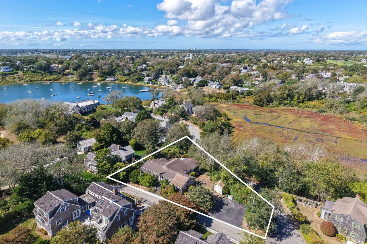 32 Sunset Lane - Photo 1