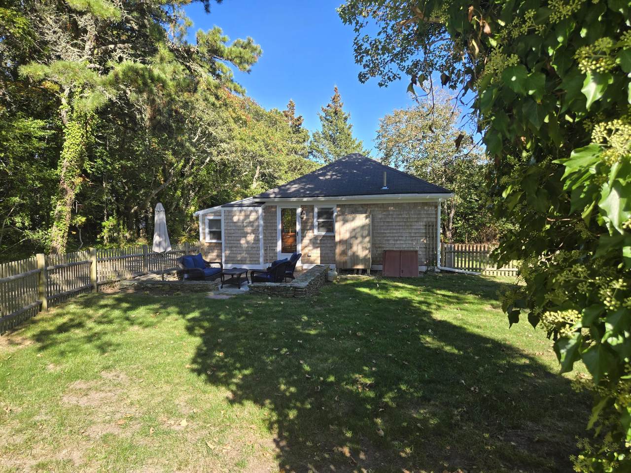 https://bt-photos.global.ssl.fastly.net/capecod/1280_boomver_1_22505036-2.jpg