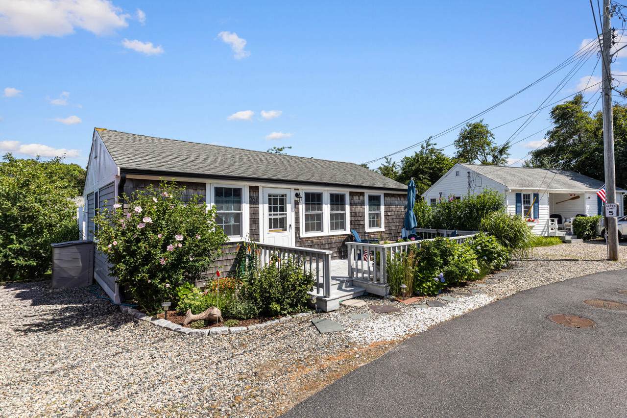 https://bt-photos.global.ssl.fastly.net/capecod/1280_boomver_2_22600305-2.jpg