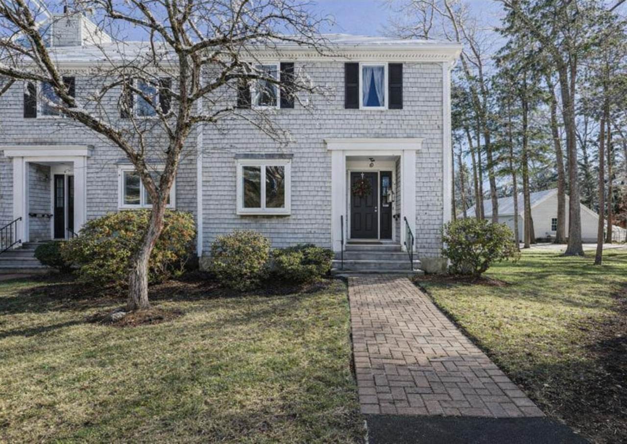 225 Lincoln Street - Photo 1