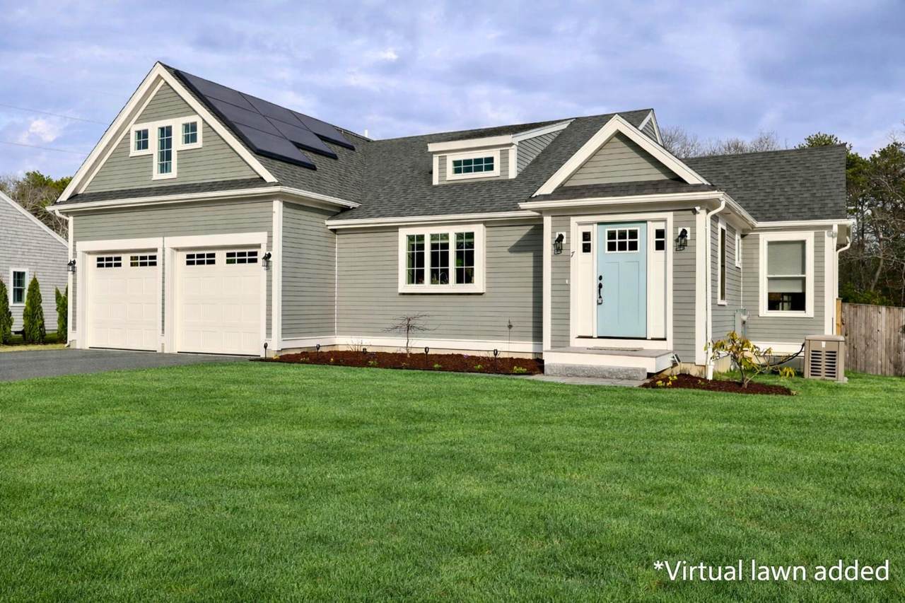 7 Maxwell Lane - Photo 1