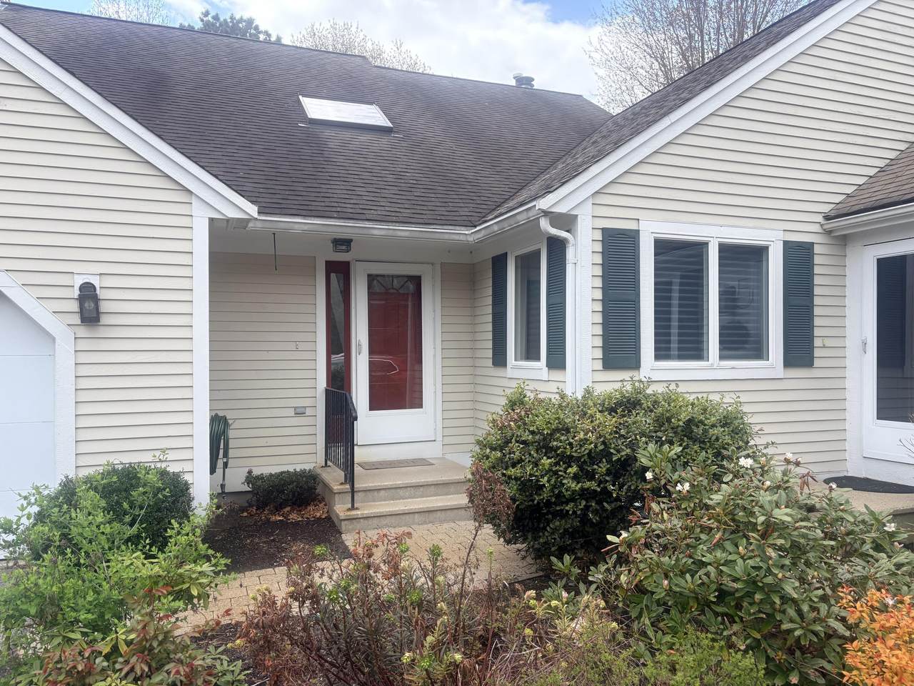 94 Pine Hill Boulevard - Photo 1