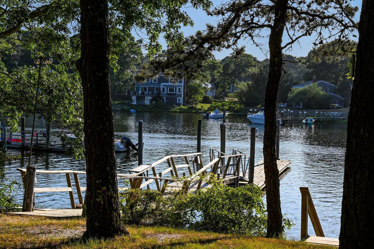 https://bt-photos.global.ssl.fastly.net/capecod/1280_boomver_2_22600760-2.jpg