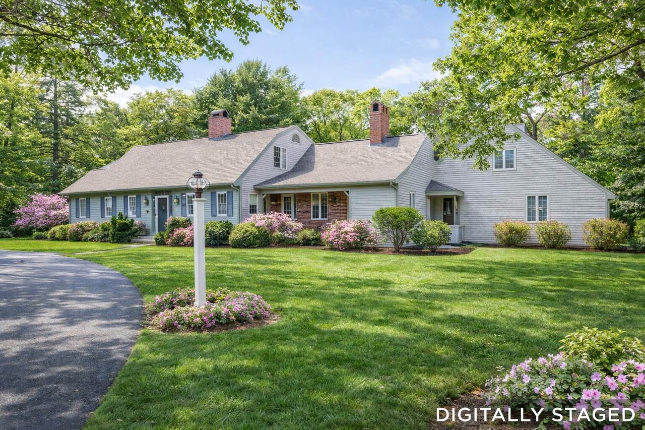 4 Surrey Lane - Photo 1