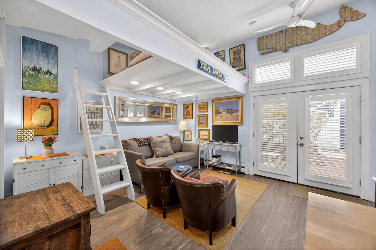 235 Bradford Street - Photo 1