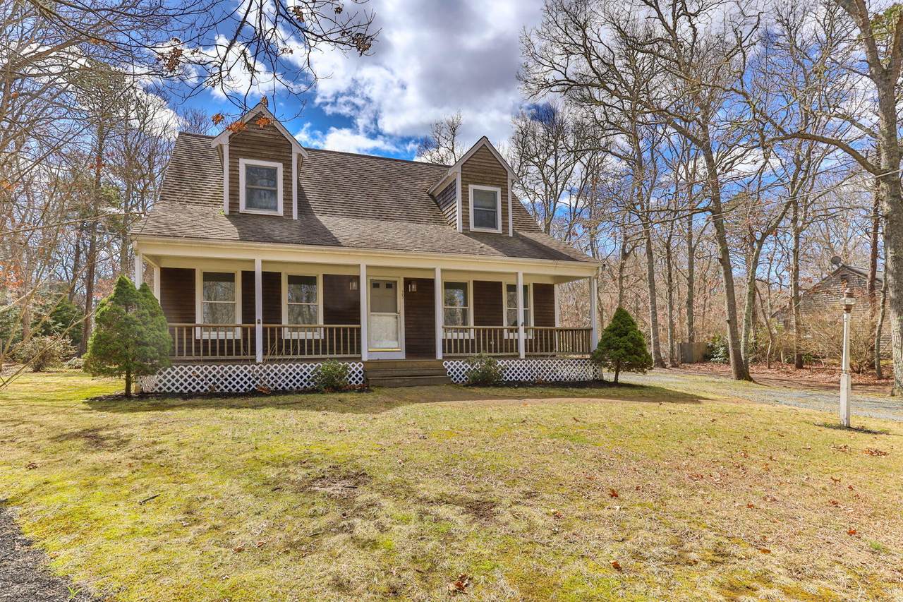 25 Kerry Drive - Photo 1