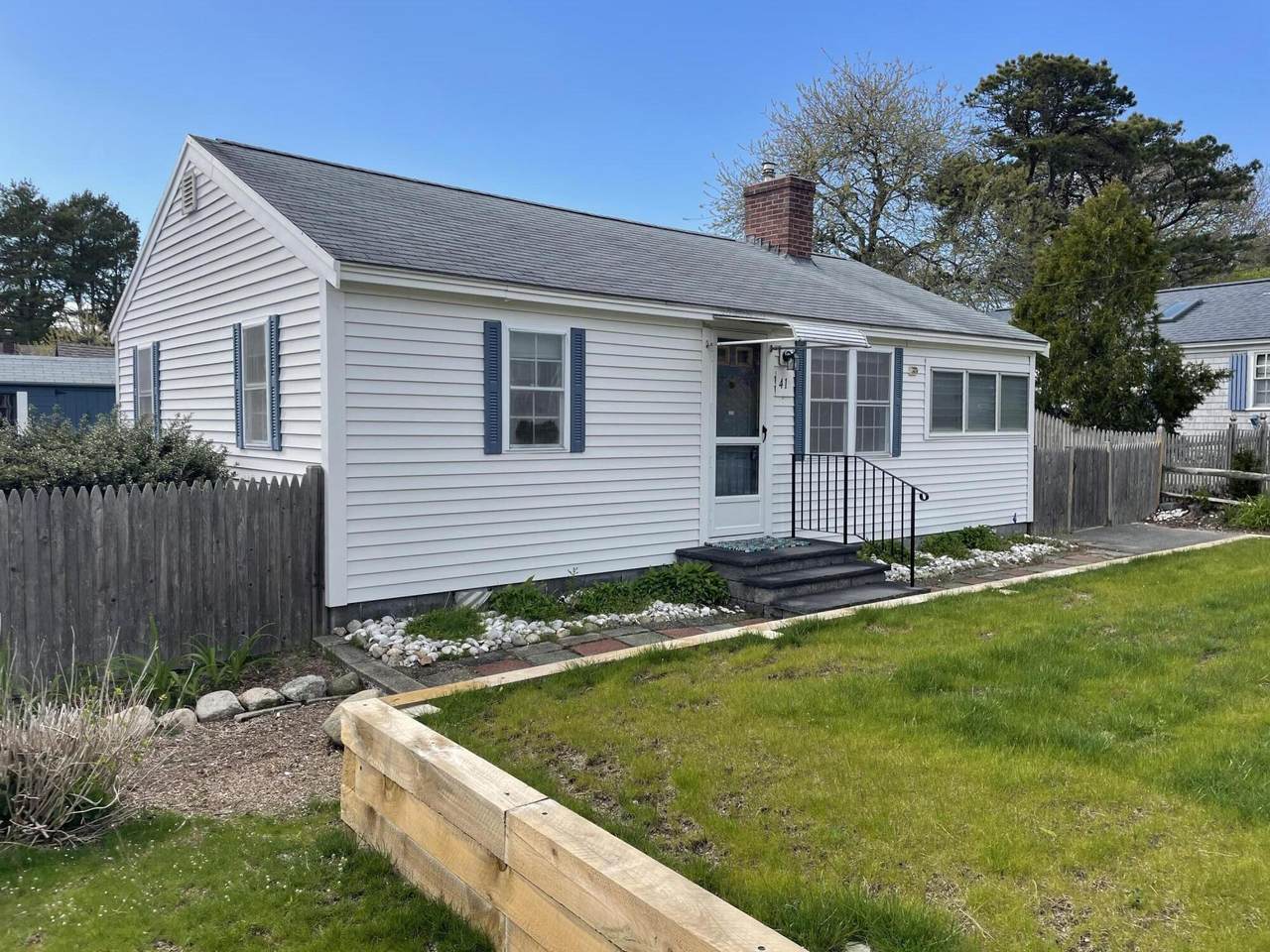 41 Bassett Lane - Photo 1