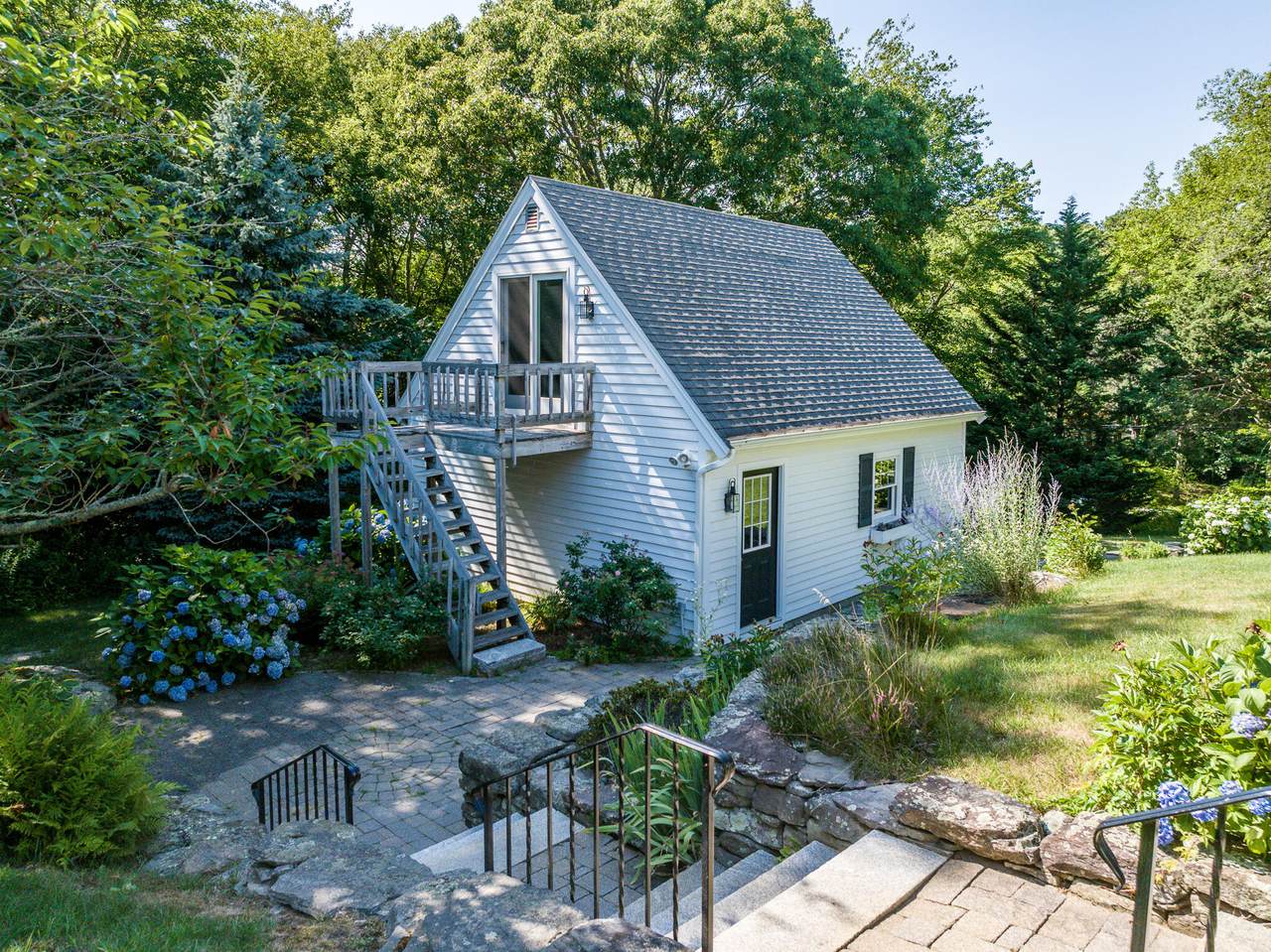 https://bt-photos.global.ssl.fastly.net/capecod/1280_boomver_3_22601330-2.jpg