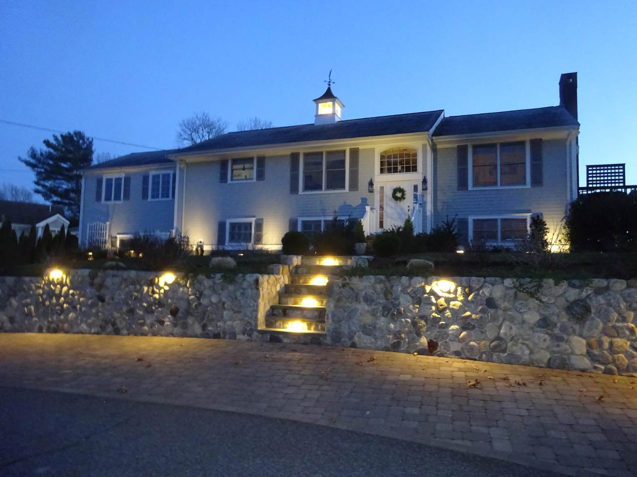 https://bt-photos.global.ssl.fastly.net/capecod/1280_boomver_2_22601369-2.jpg