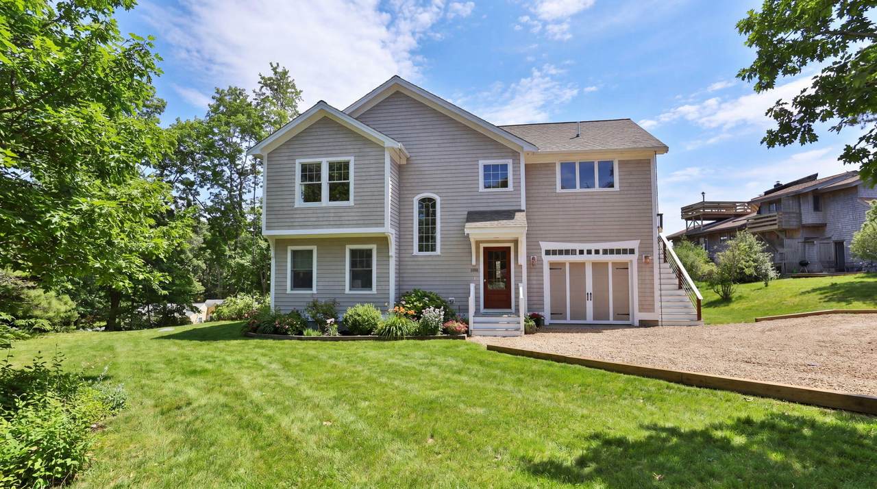 395 Kendrick Avenue - Photo 1
