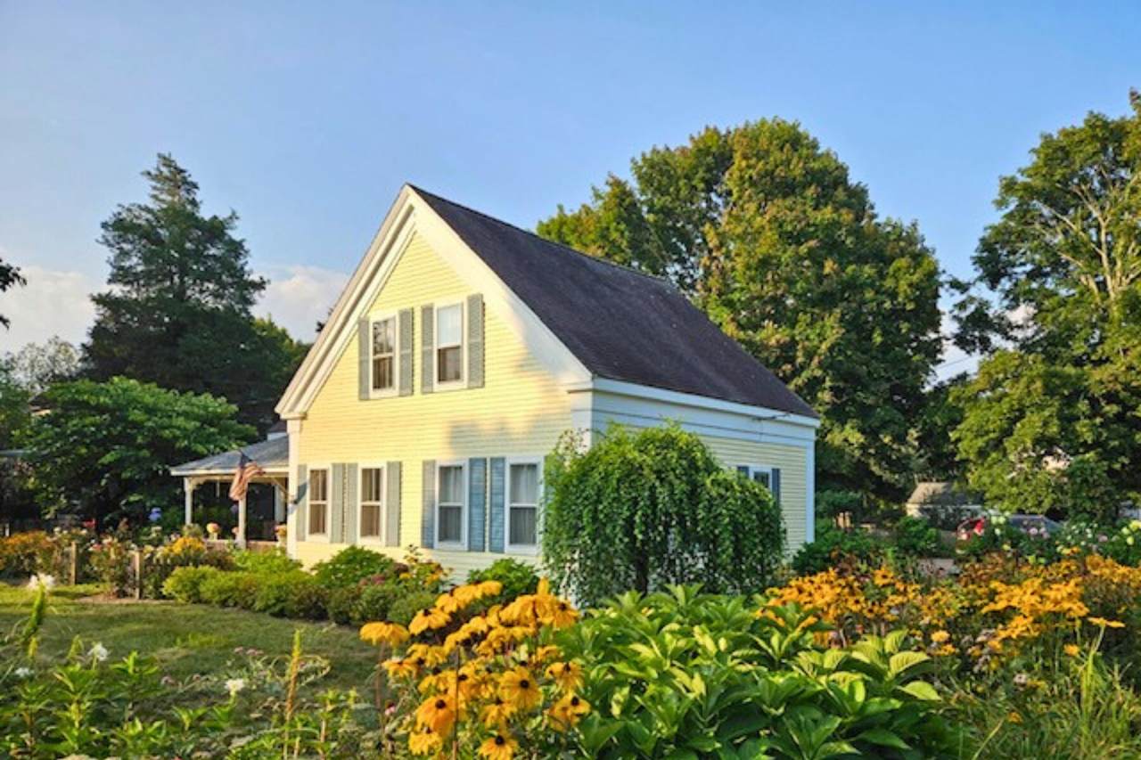 955 Main Street - Photo 1