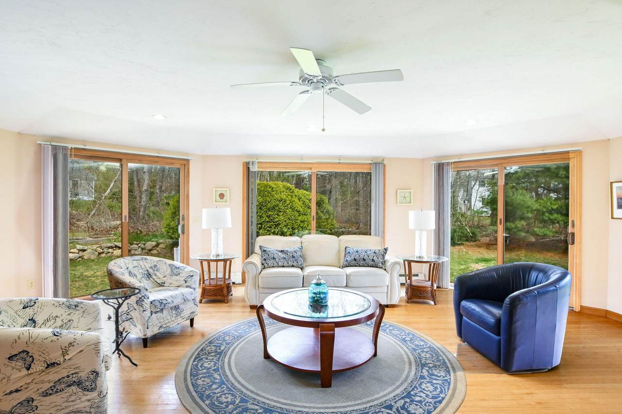 18 Fox Lane - Photo 1