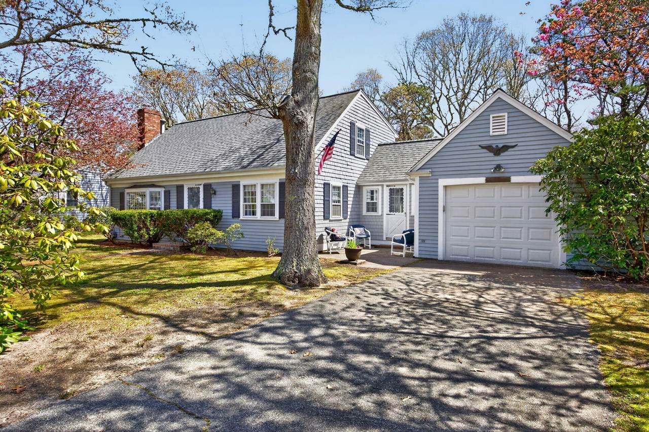 42 Diane Avenue - Photo 1