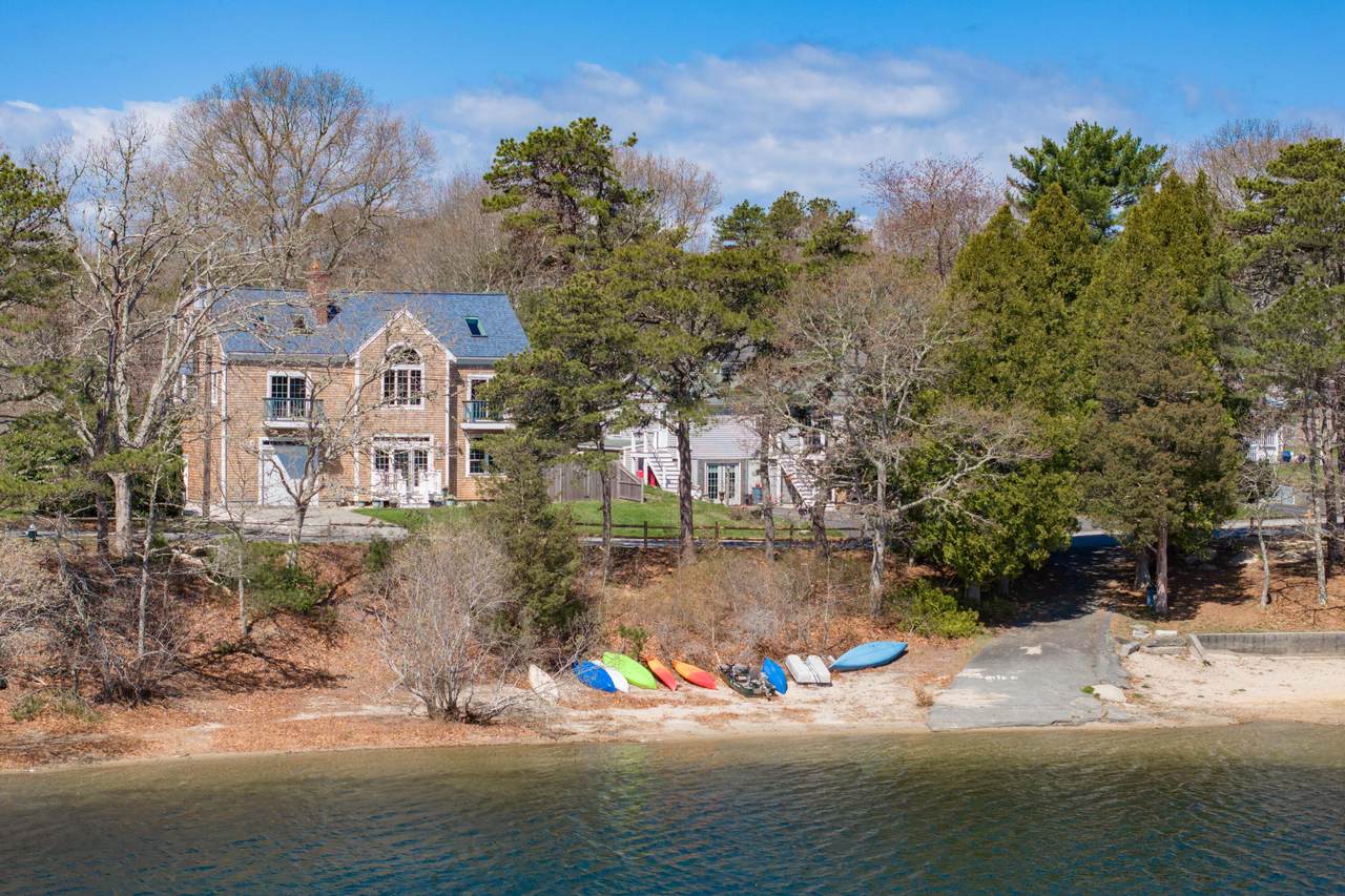 https://bt-photos.global.ssl.fastly.net/capecod/1280_boomver_1_22601927-2.jpg