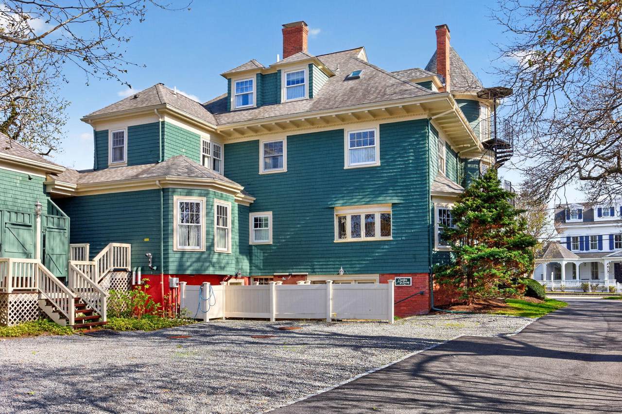https://bt-photos.global.ssl.fastly.net/capecod/1280_boomver_3_22602101-2.jpg