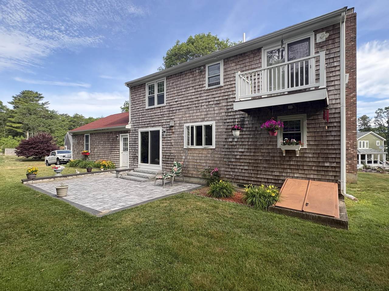 https://bt-photos.global.ssl.fastly.net/capecod/1280_boomver_2_22602107-2.jpg