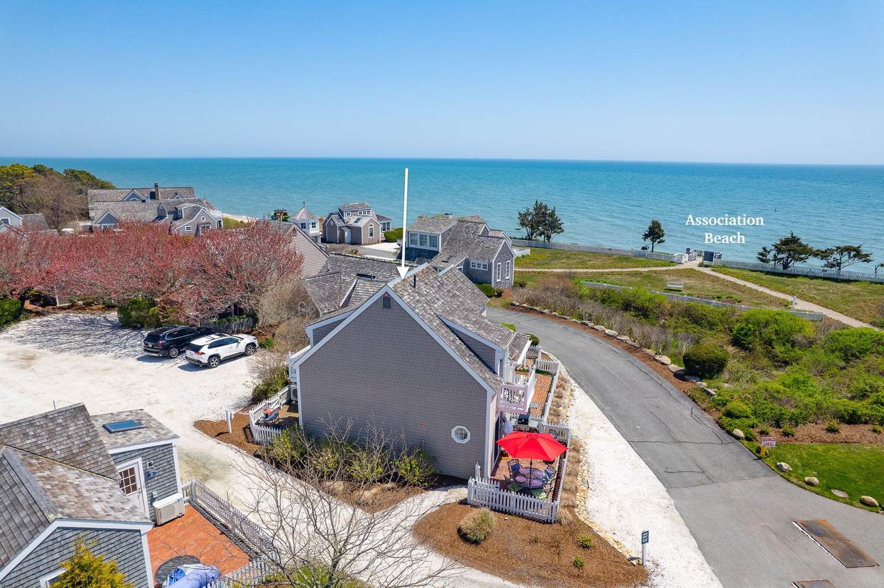 https://bt-photos.global.ssl.fastly.net/capecod/1280_boomver_2_22602115-2.jpg
