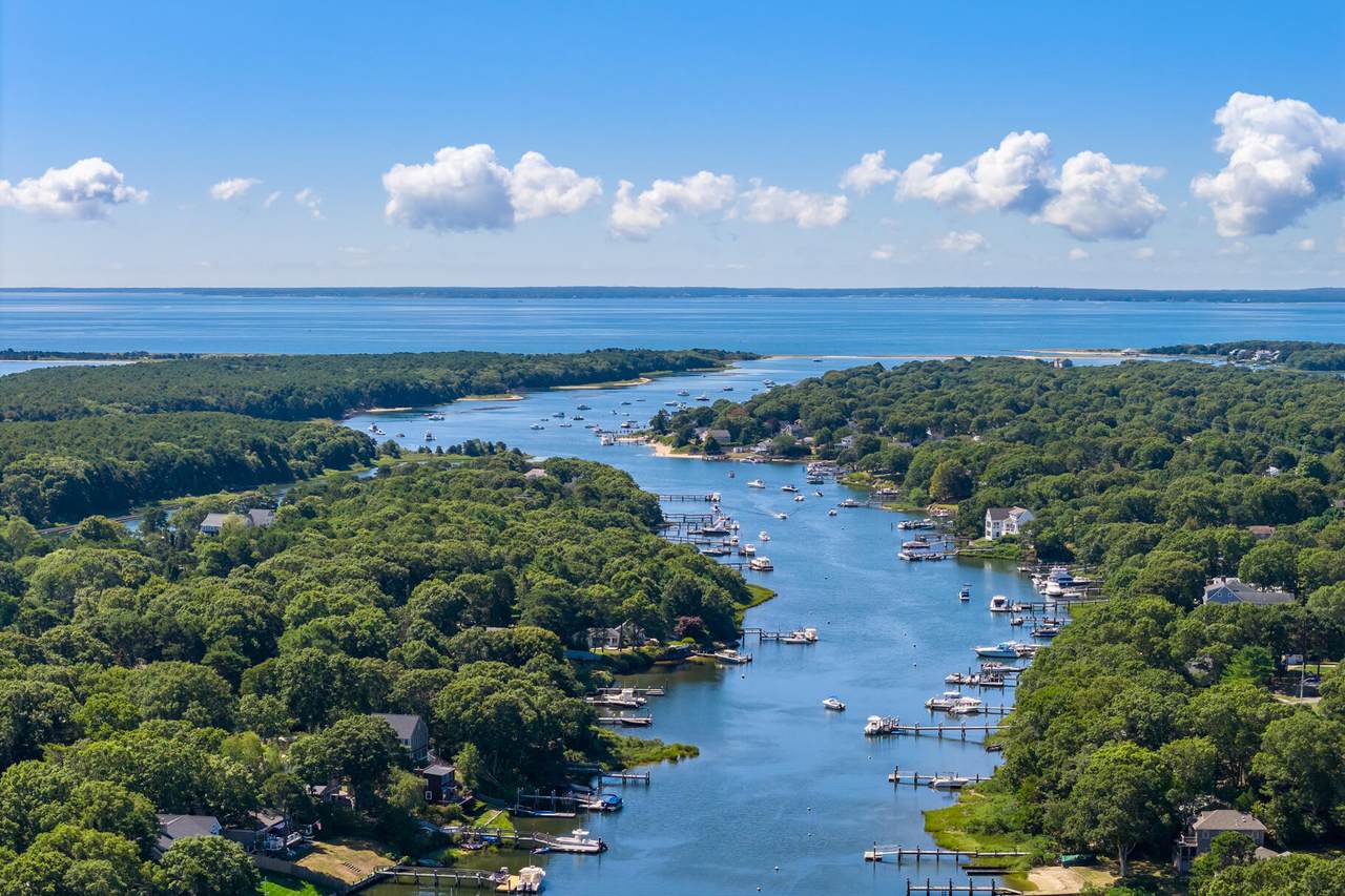https://bt-photos.global.ssl.fastly.net/capecod/1280_boomver_2_22602345-2.jpg