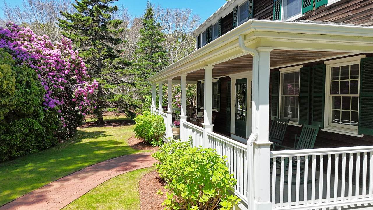 https://bt-photos.global.ssl.fastly.net/capecod/1280_boomver_2_22602346-2.jpg
