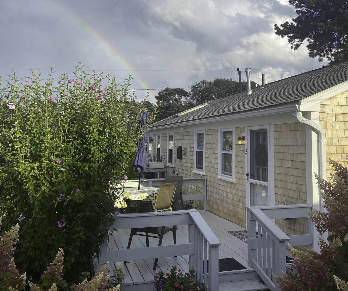 https://bt-photos.global.ssl.fastly.net/capecod/1280_boomver_2_22602478-2.jpg