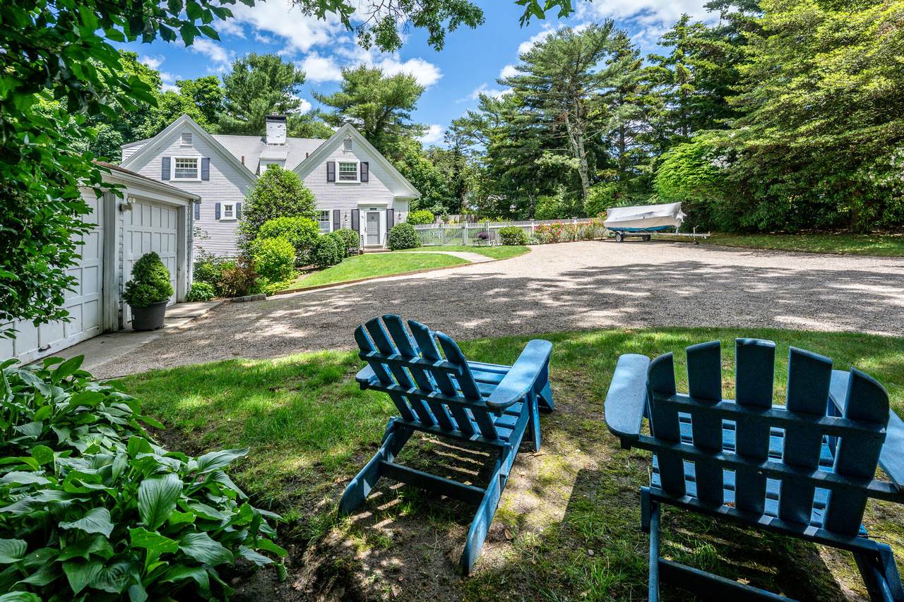 https://bt-photos.global.ssl.fastly.net/capecod/1280_boomver_2_22602593-2.jpg