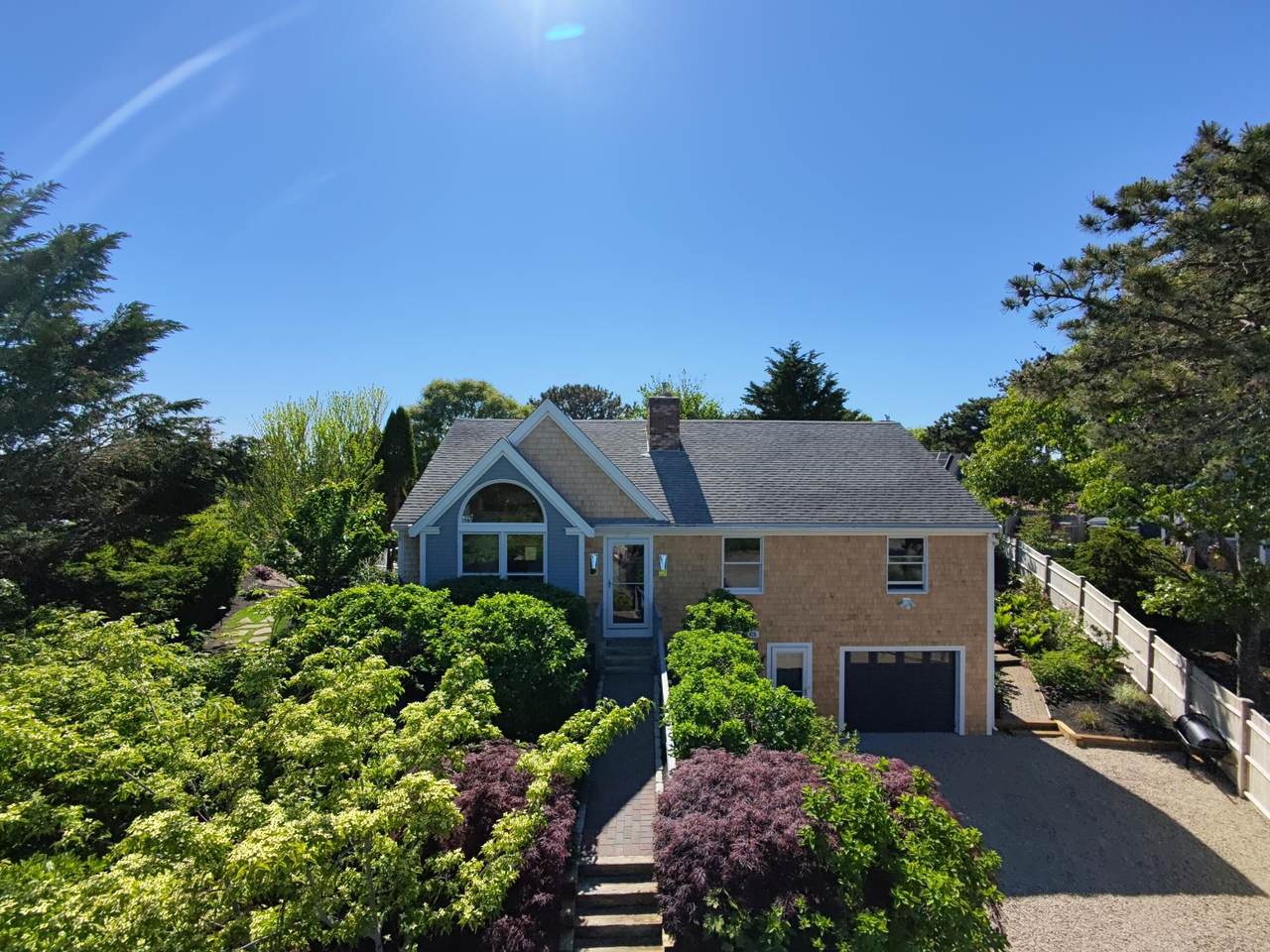 https://bt-photos.global.ssl.fastly.net/capecod/1280_boomver_2_22602686-2.jpg