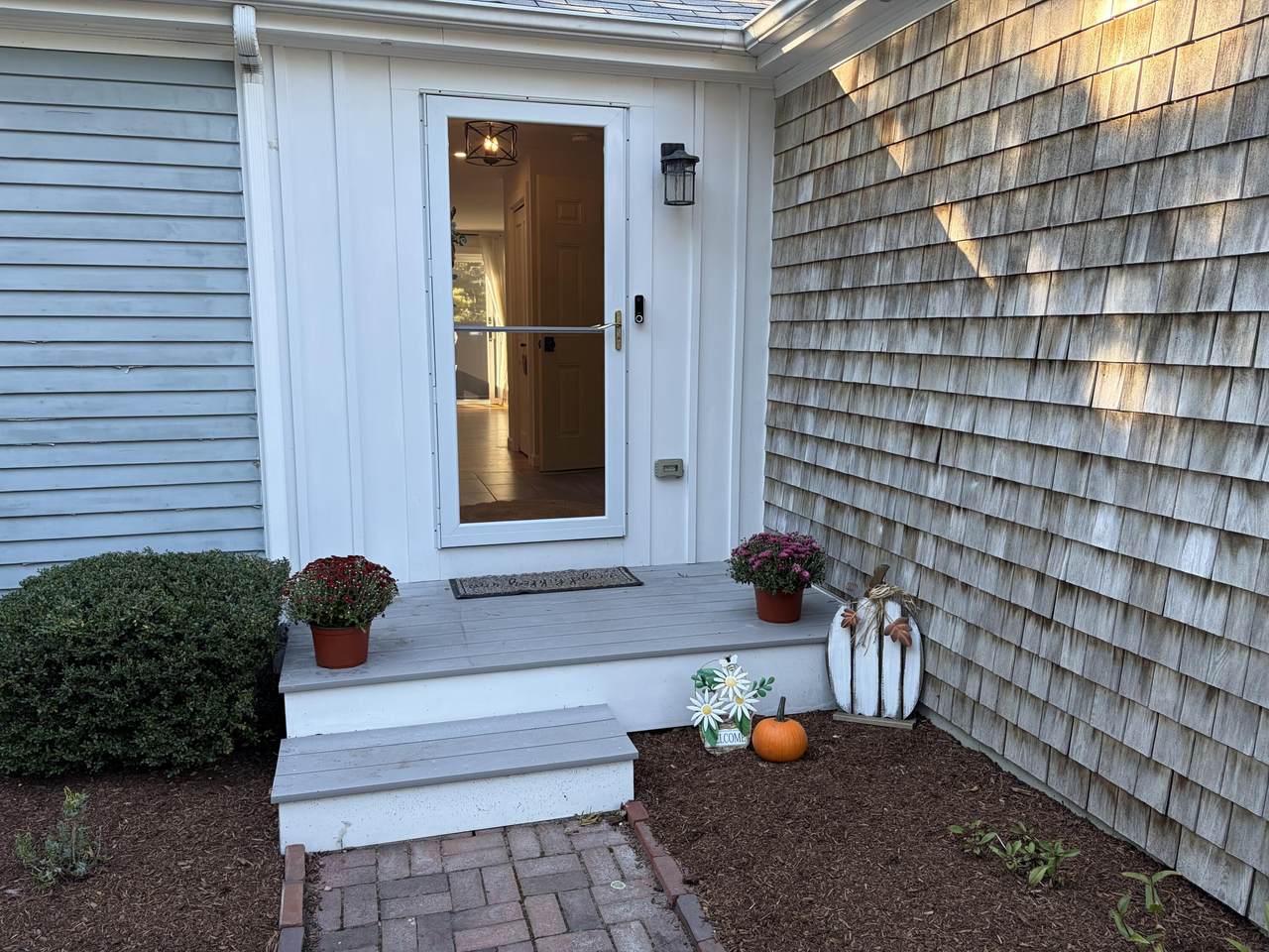 https://bt-photos.global.ssl.fastly.net/capecod/1280_boomver_2_22602815-2.jpg