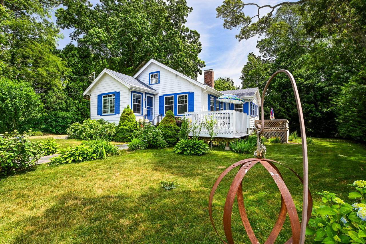 5 Hamlin Avenue - Photo 1