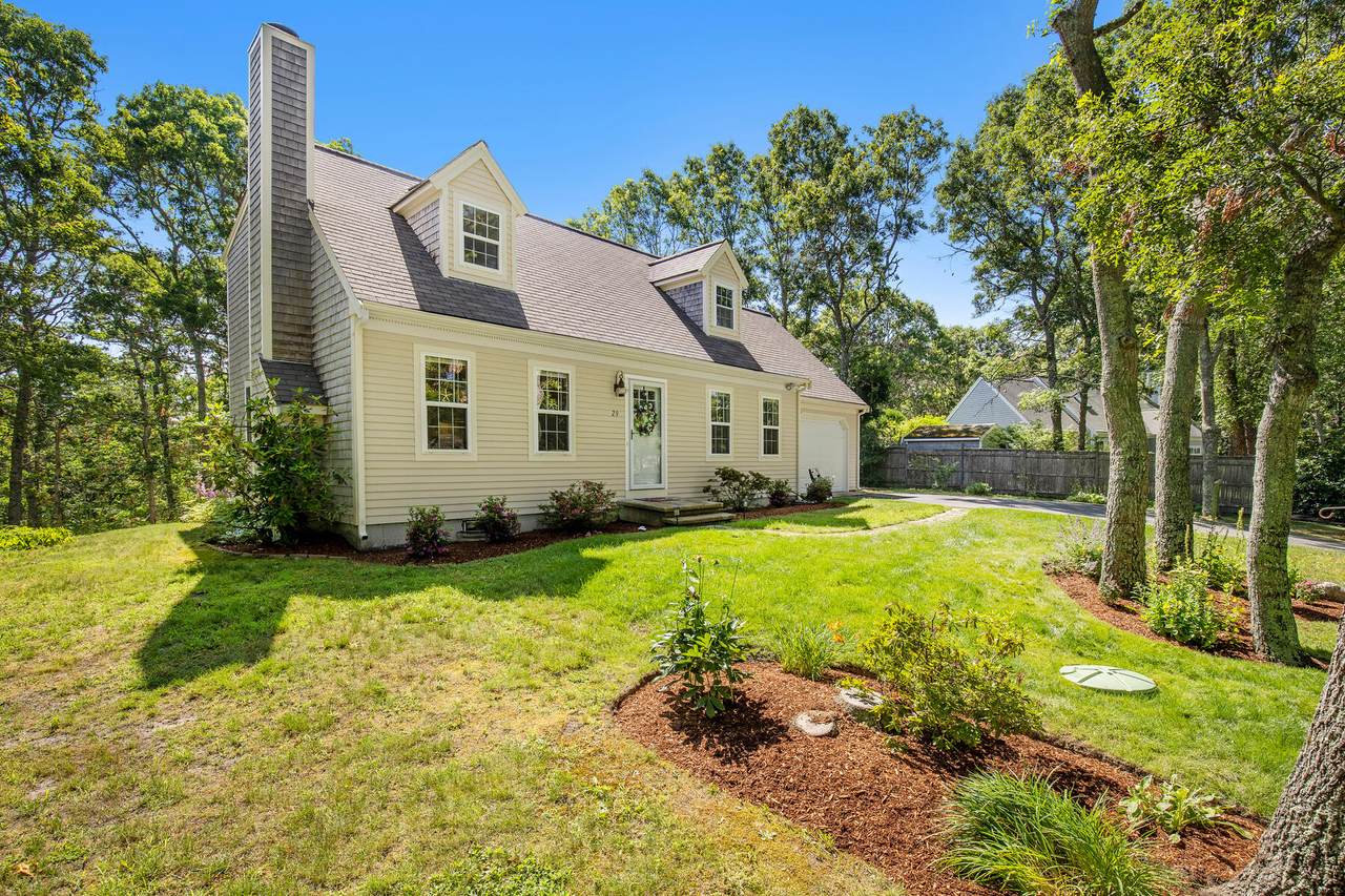 https://bt-photos.global.ssl.fastly.net/capecod/1280_boomver_2_22602948-2.jpg