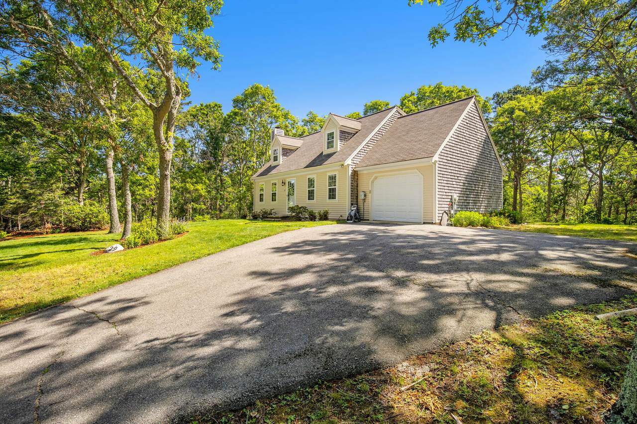 https://bt-photos.global.ssl.fastly.net/capecod/1280_boomver_2_22602948-2.jpg