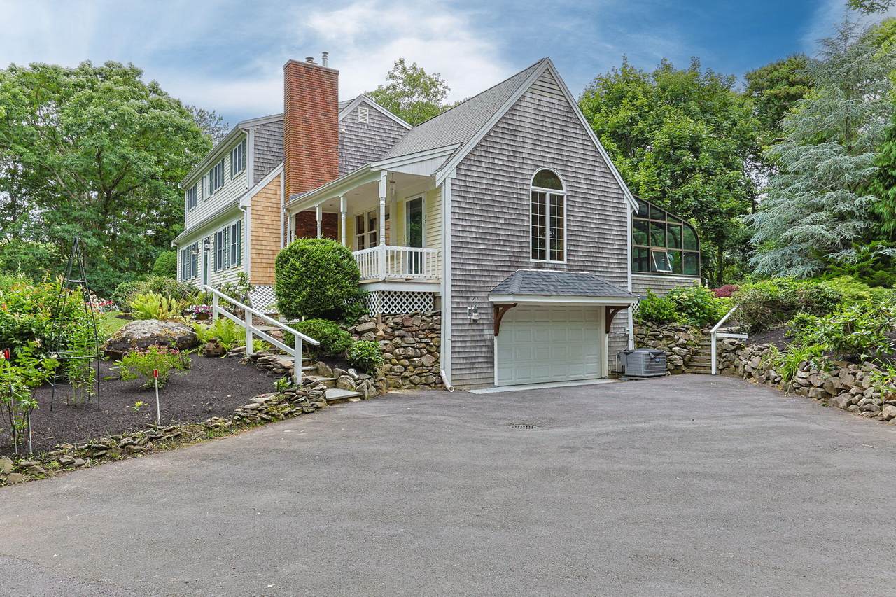 https://bt-photos.global.ssl.fastly.net/capecod/1280_boomver_2_22603175-2.jpg