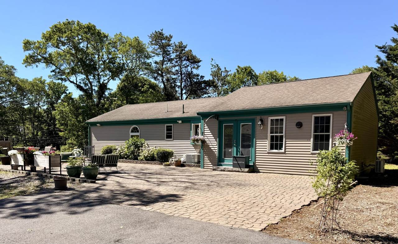 https://bt-photos.global.ssl.fastly.net/capecod/1280_boomver_2_22603227-2.jpg