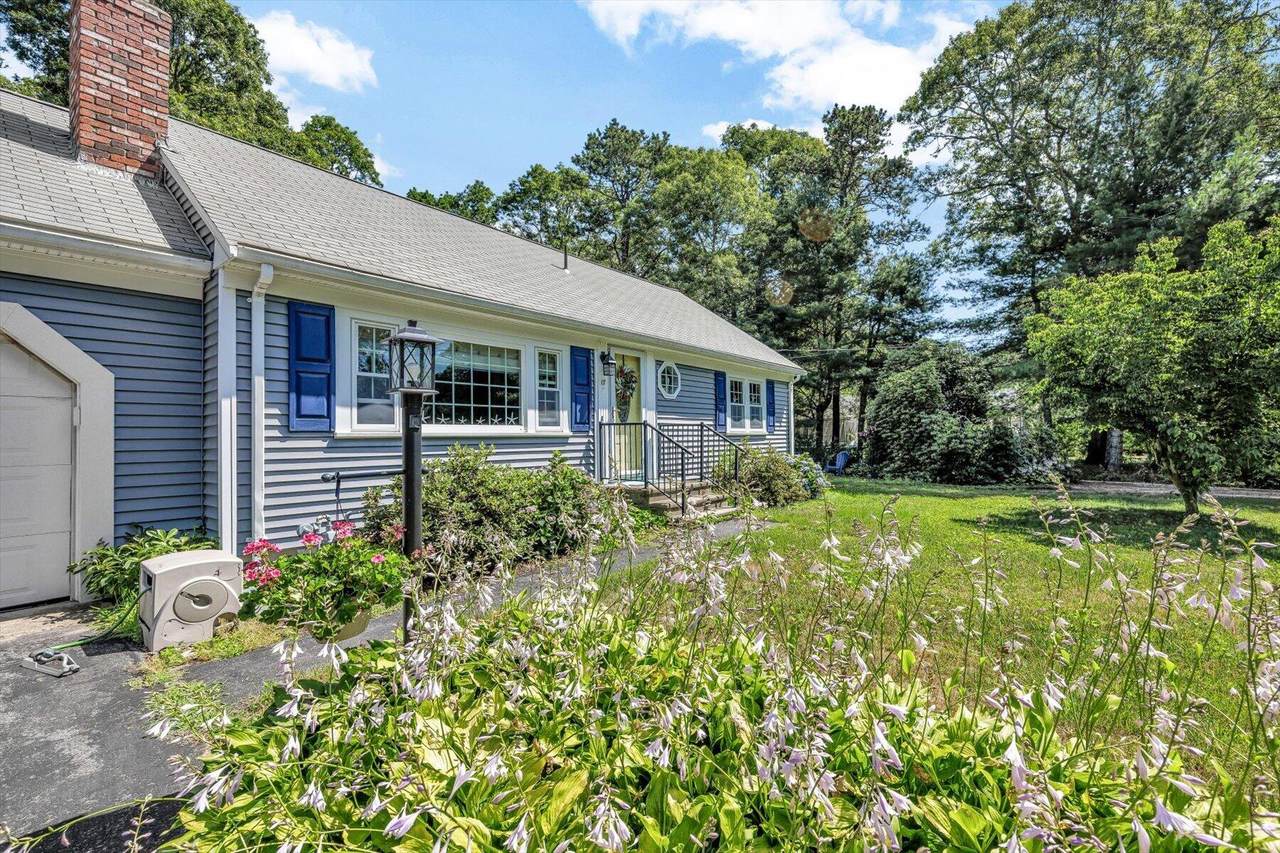 https://bt-photos.global.ssl.fastly.net/capecod/1280_boomver_2_22603408-2.jpg